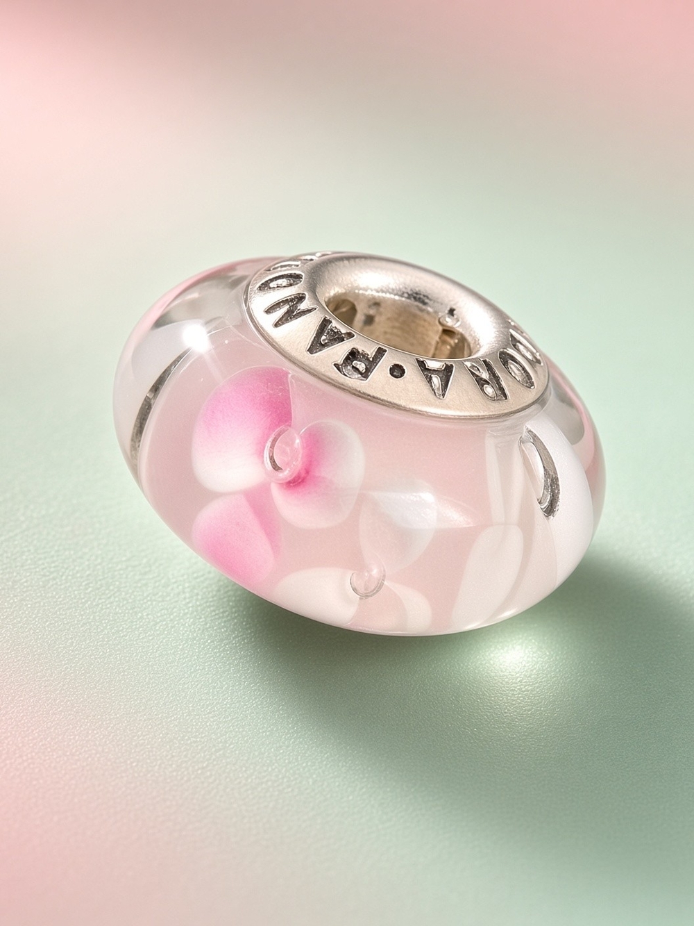 🌸 NEW Pandora Murano Glass Charm 🌸
ALE • Murano glass • Thailand